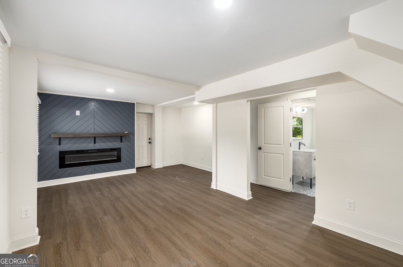 1483 Town Country Drive Atlanta - 33