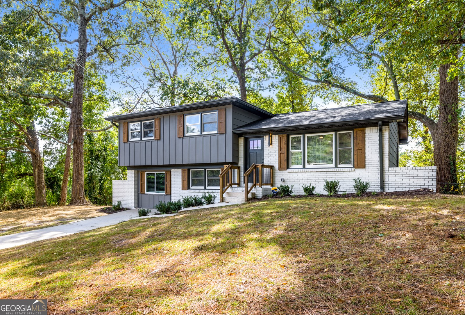1483 Town Country Drive Atlanta - 4