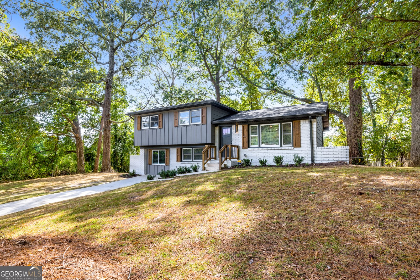 1483 Town Country Drive Atlanta - 5