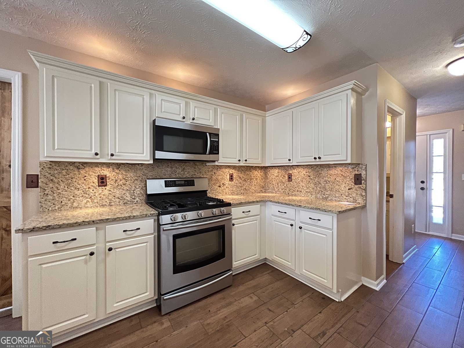 7235 Coral Lake Drive Flowery Branch - 14