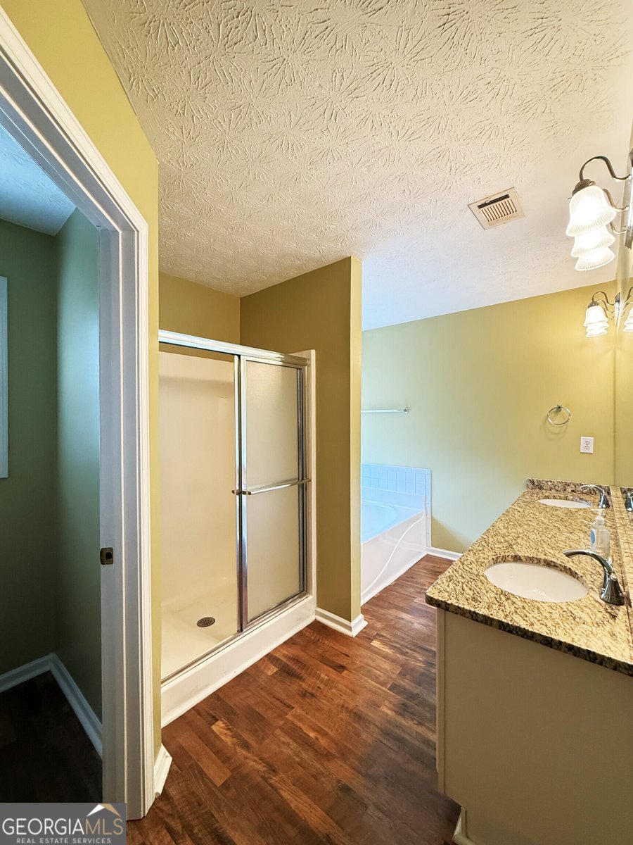 7235 Coral Lake Drive Flowery Branch - 28