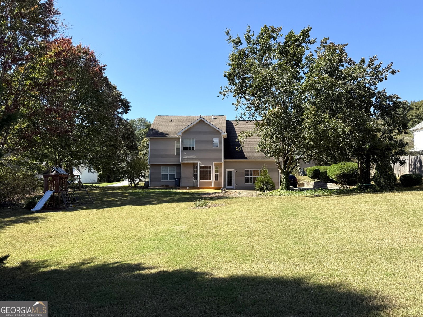 7235 Coral Lake Drive Flowery Branch - 42