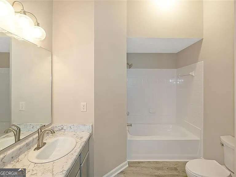 4683 Crawford Oaks Drive Oakwood - 5