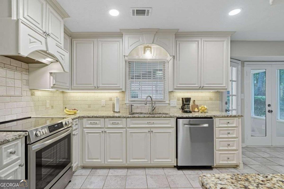 3894 Dollar Circle Suwanee - 8
