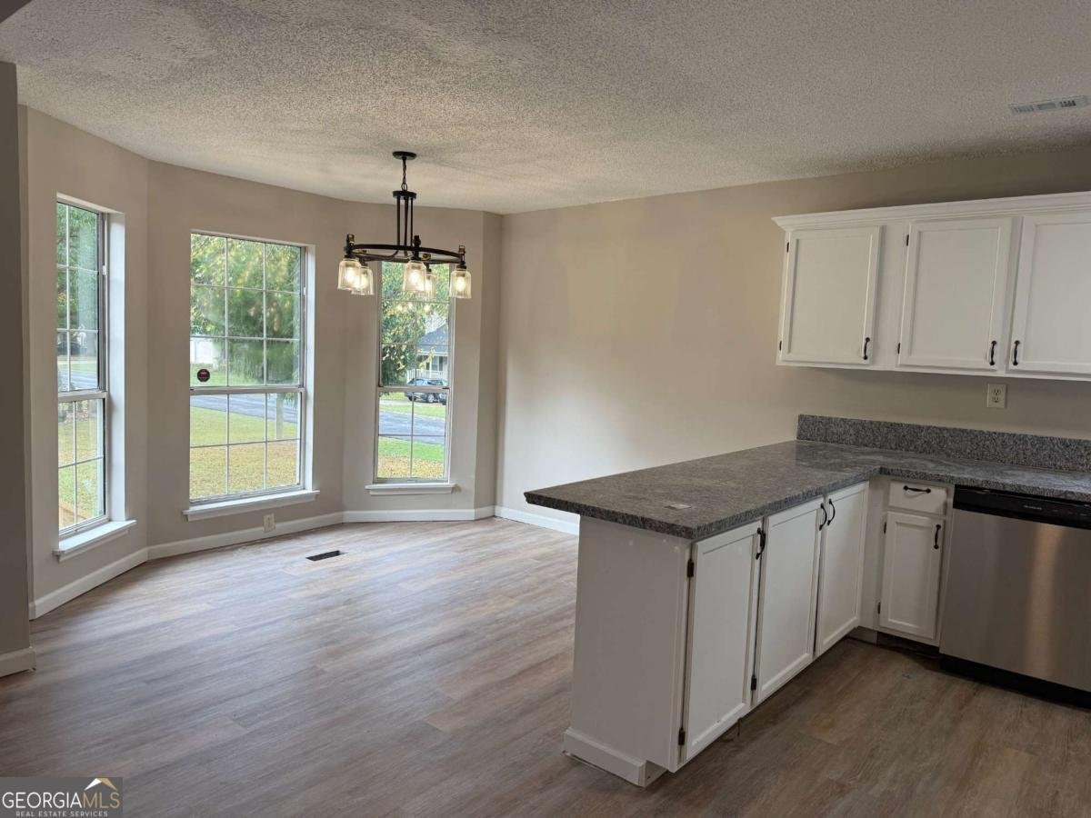 1355 Paddocks Way Powder Springs - 13