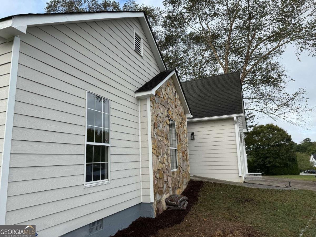 1355 Paddocks Way Powder Springs - 2