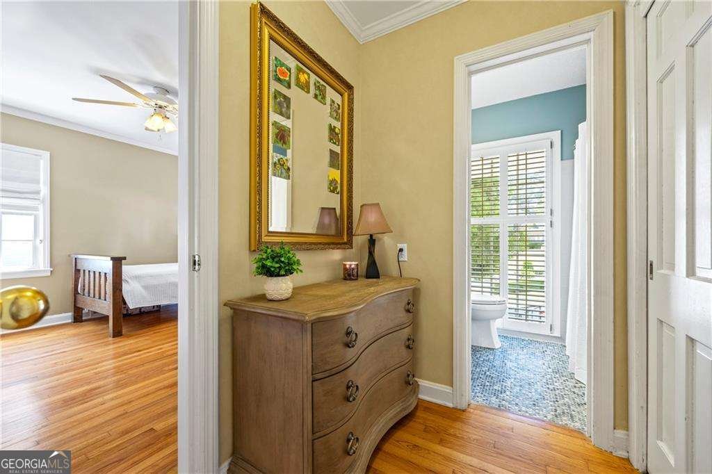 998 Ferncliff Road Atlanta - 1