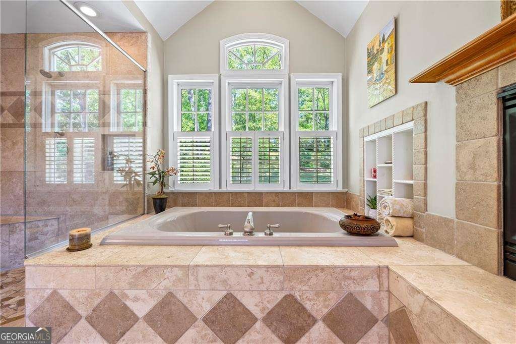 998 Ferncliff Road Atlanta - 16