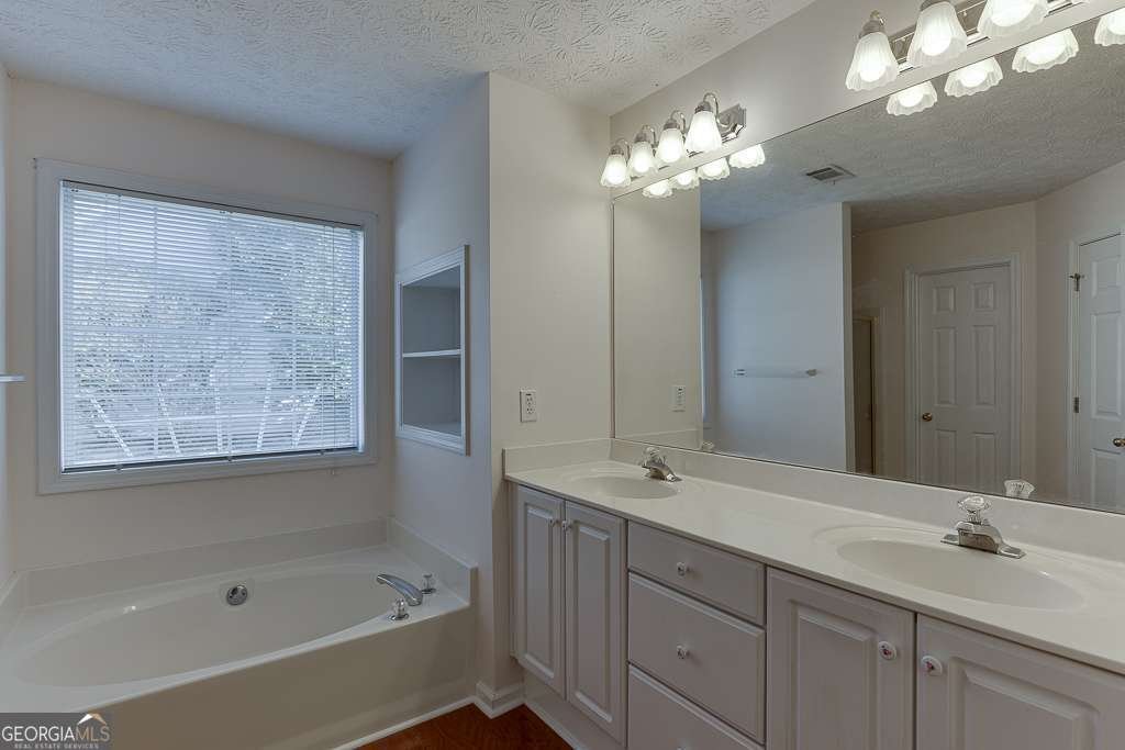 2681 Conifer Green Way Dacula - 22