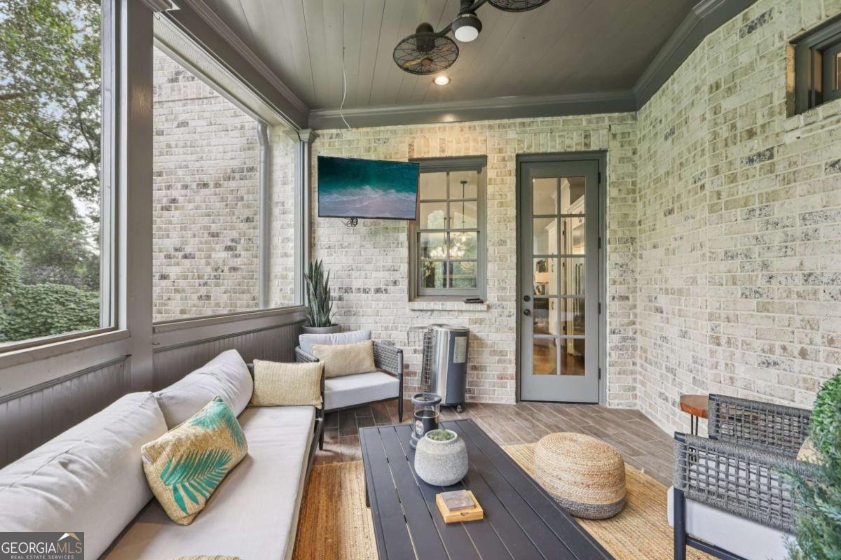 1835 Rock Springs Lane Atlanta - 11