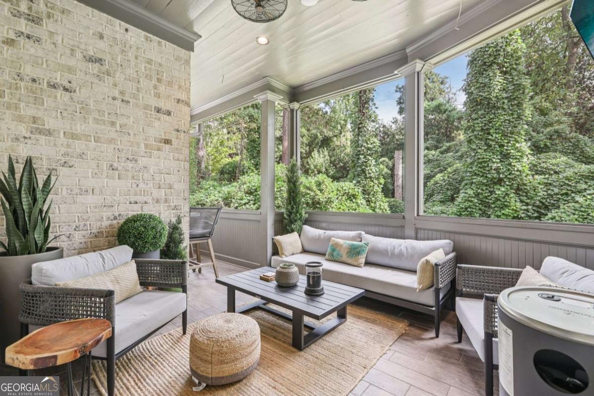 1835 Rock Springs Lane Atlanta - 7