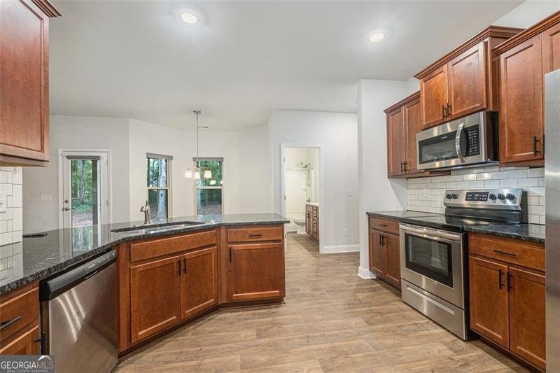 537 Forest Path Jefferson - 10