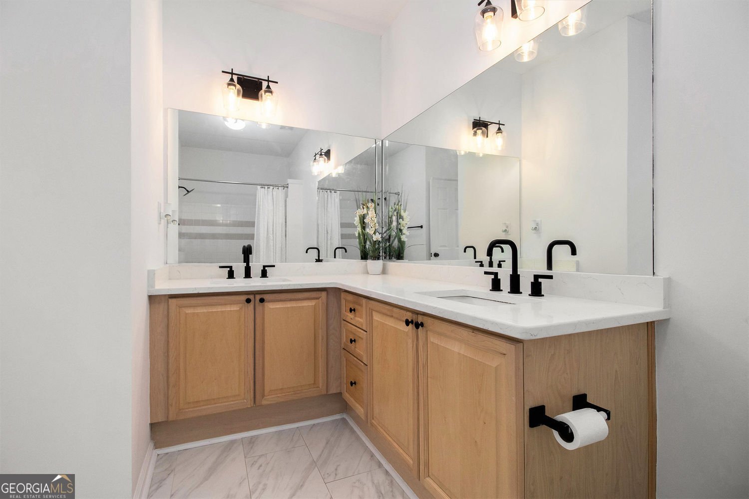 834 Sandringham Drive Alpharetta - 1