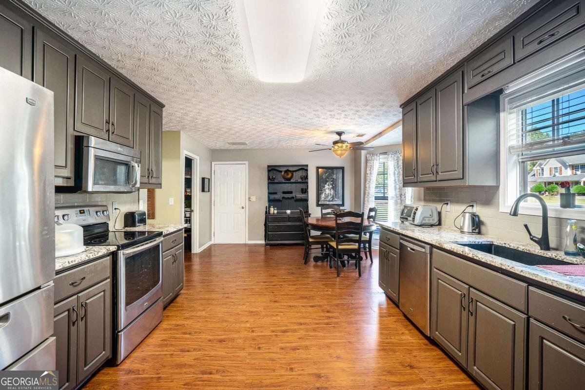 346 Ashton Way Winder - 11
