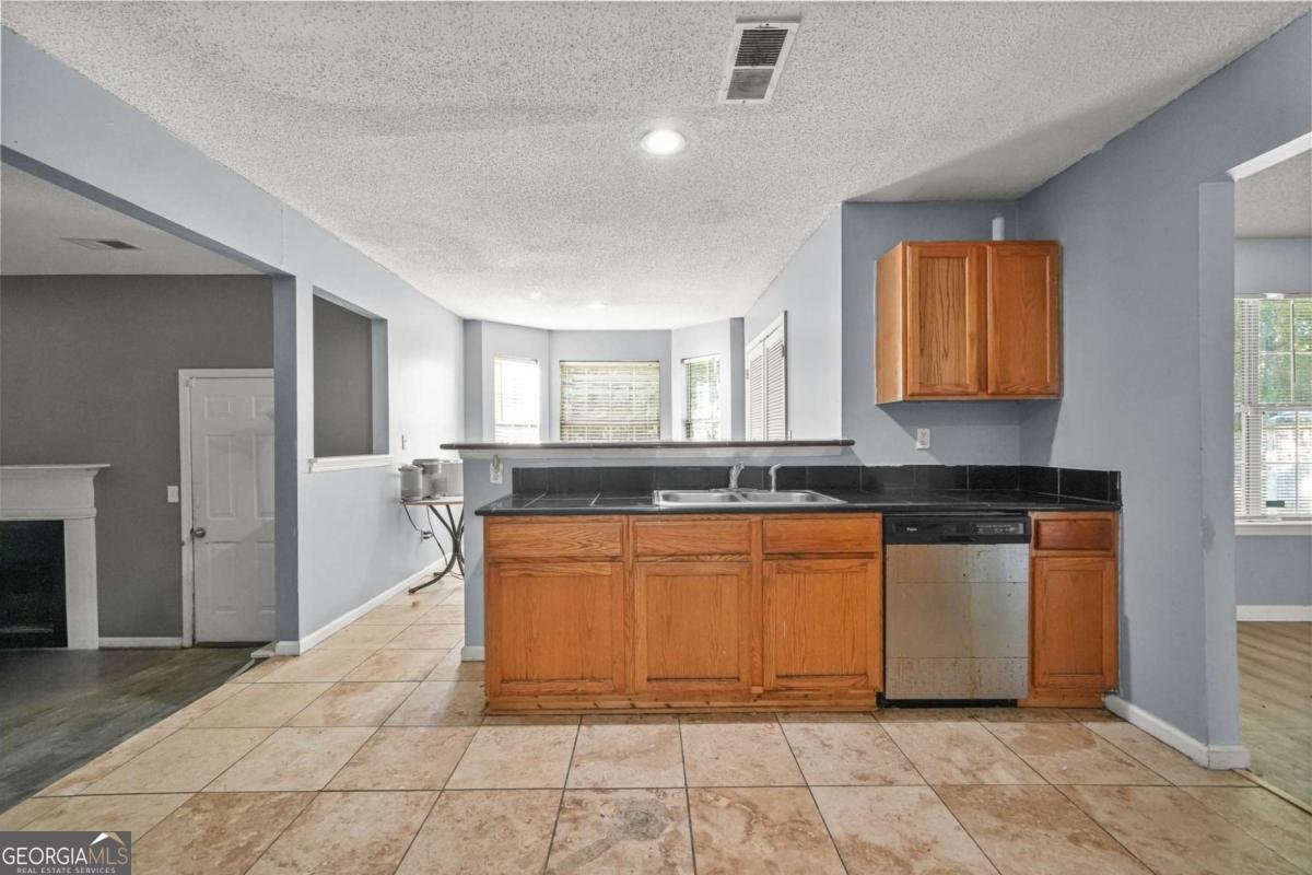 2065 RESTING CREEK Drive Decatur - 11