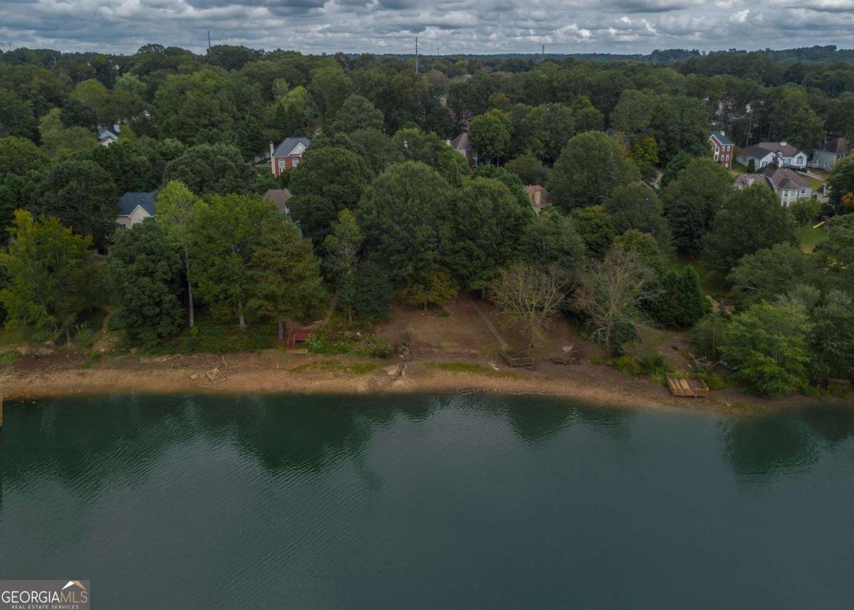 2372 Merrymount Drive Suwanee - 32