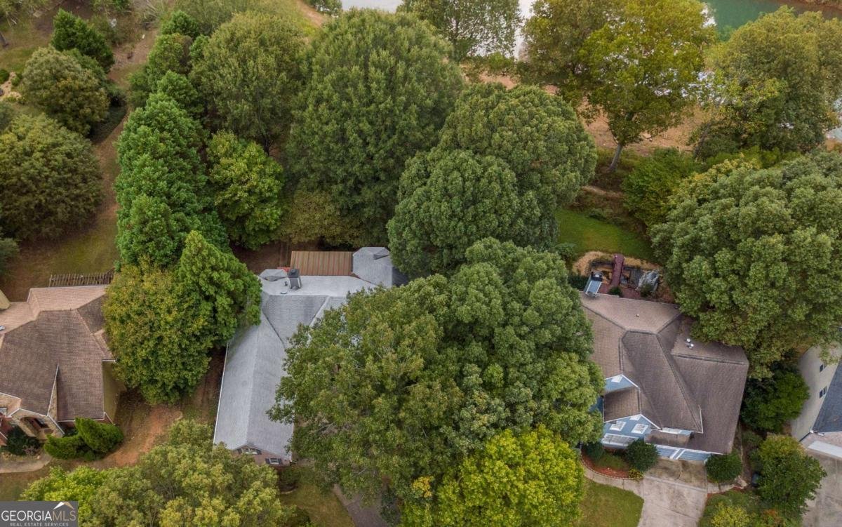 2372 Merrymount Drive Suwanee - 34