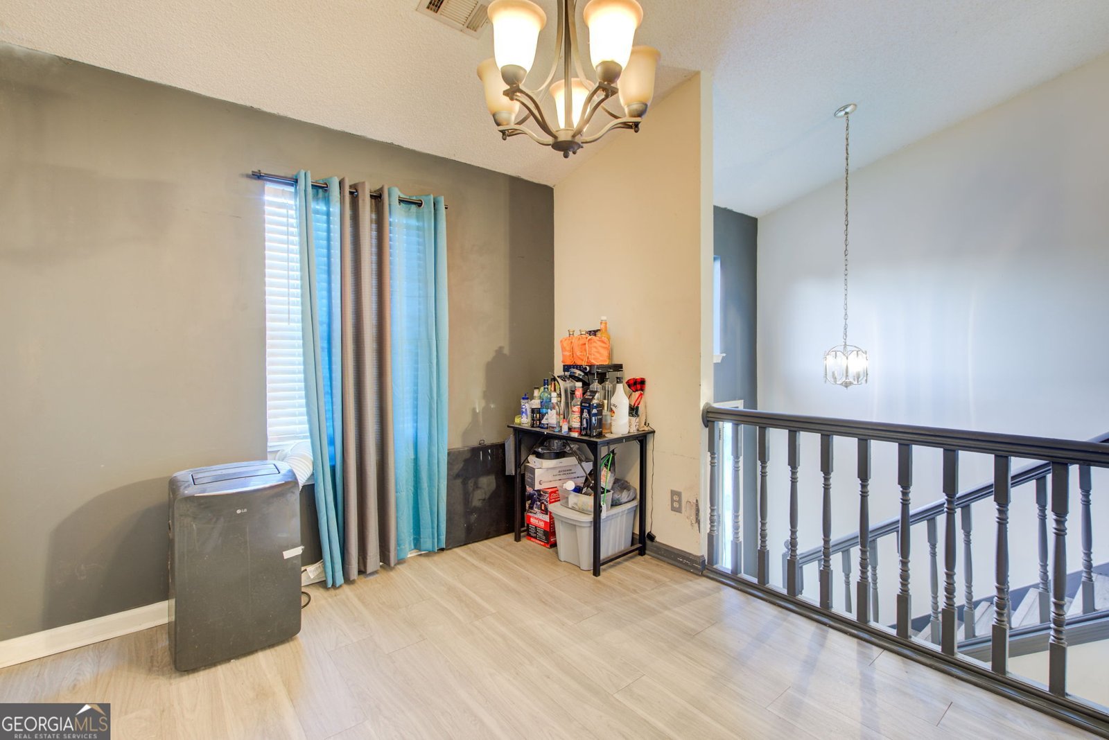 7106 Oakwood Circle Rex - 8