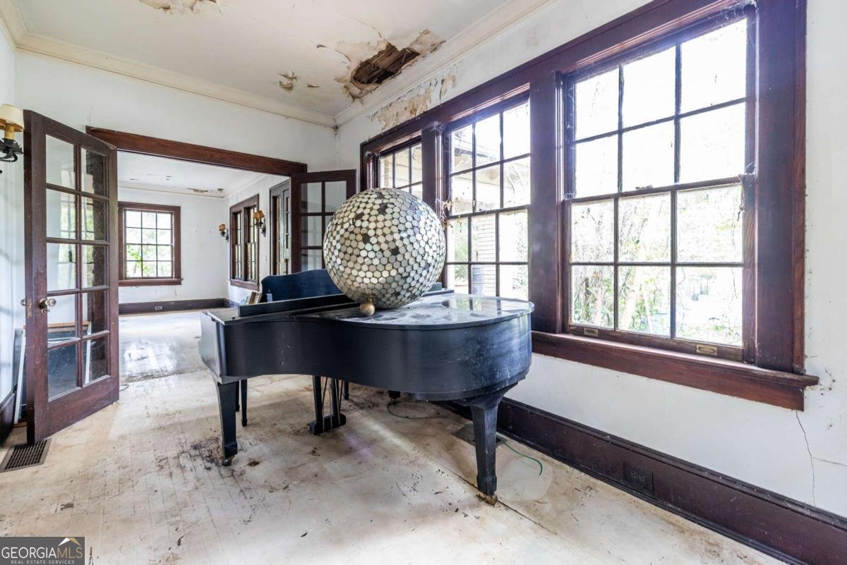 566 Clifton Road Atlanta - 15