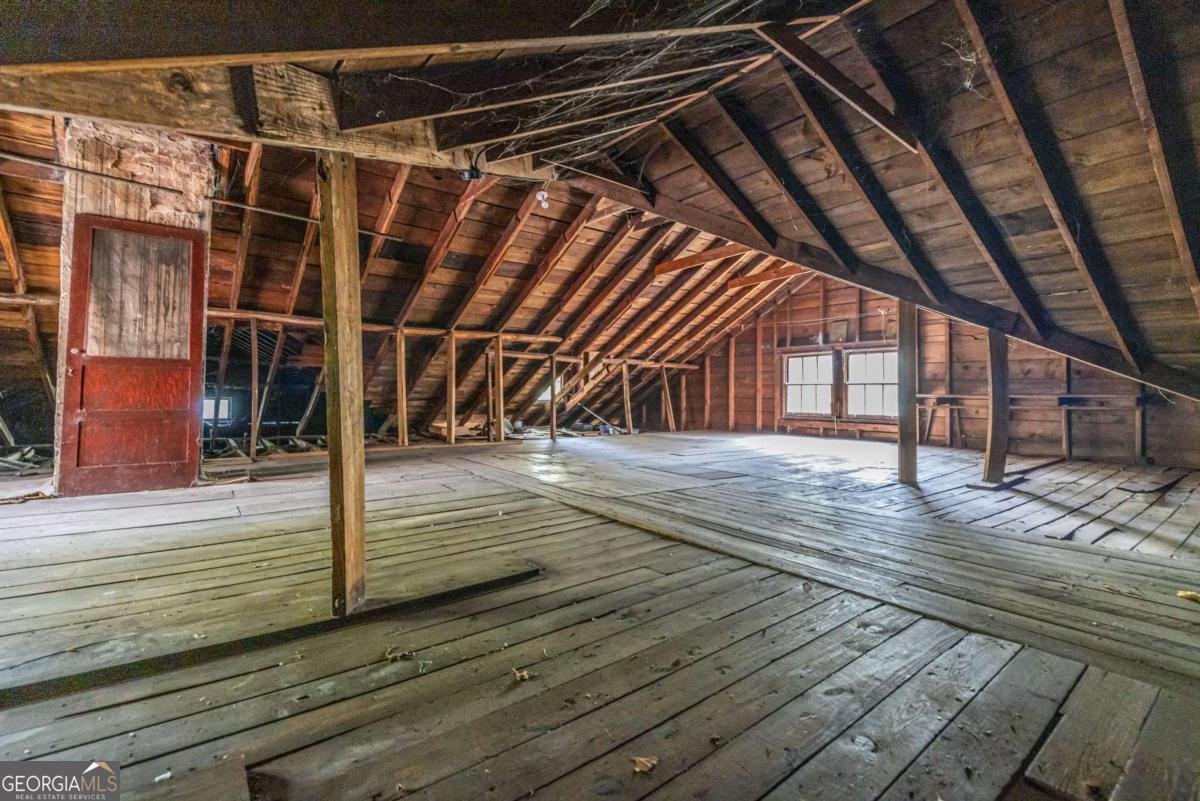 566 Clifton Road Atlanta - 31