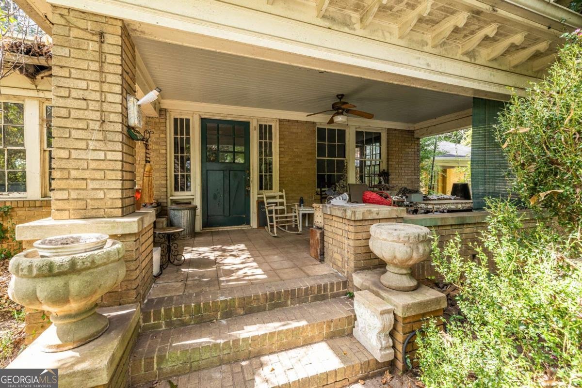 566 Clifton Road Atlanta - 4