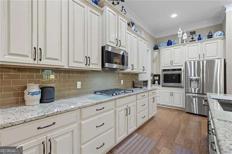 633 Hemlock Trail Canton - 25