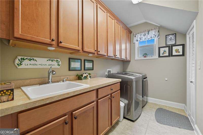 633 Hemlock Trail Canton - 31