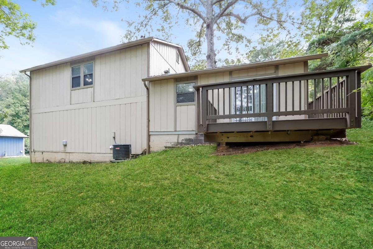 3352 Herrenhut Road Lithonia - 25