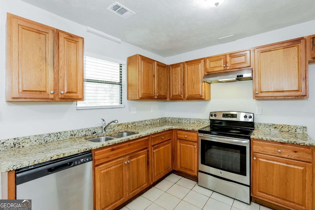 3352 Herrenhut Road Lithonia - 9