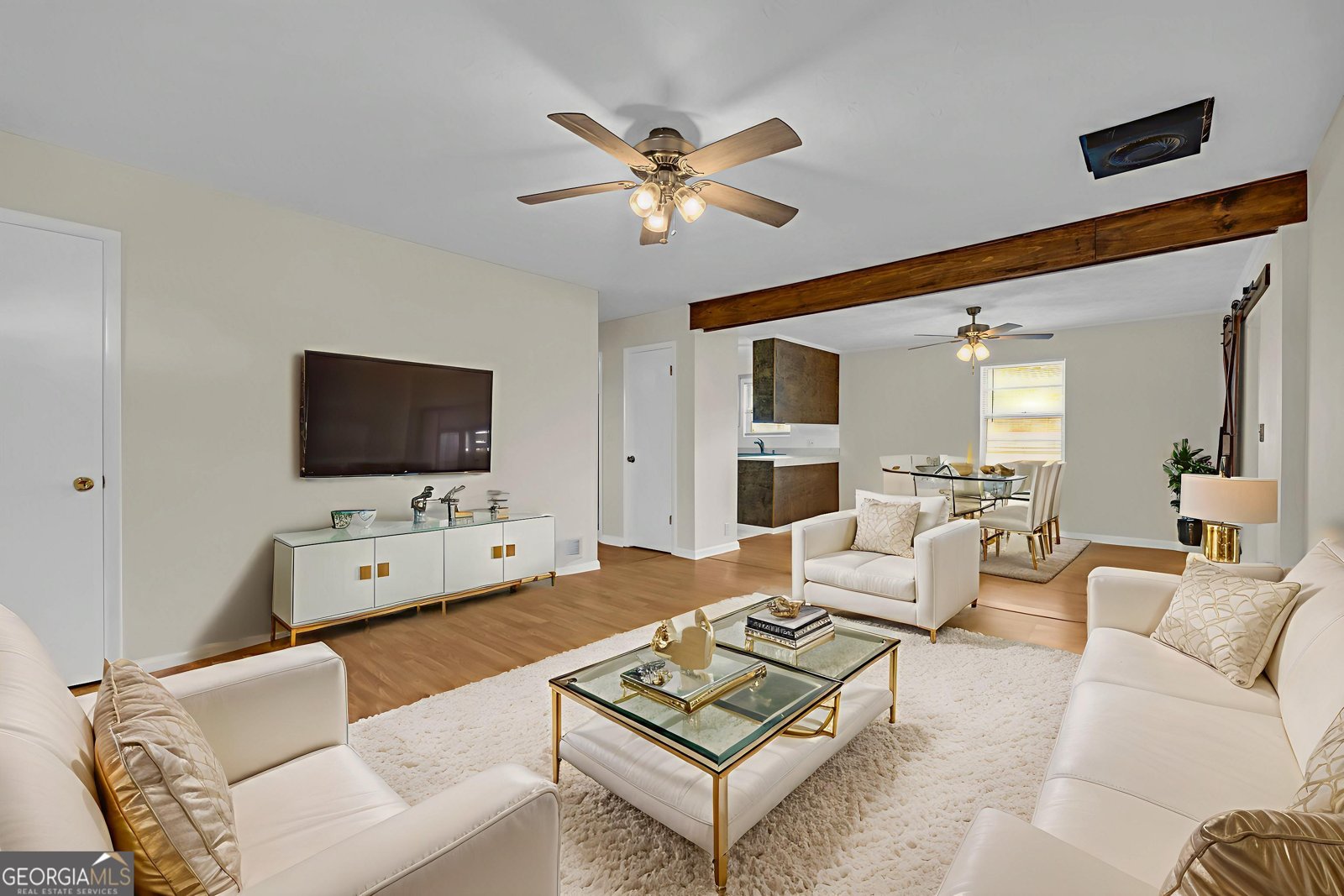 40 Kingston Drive Comer - 1