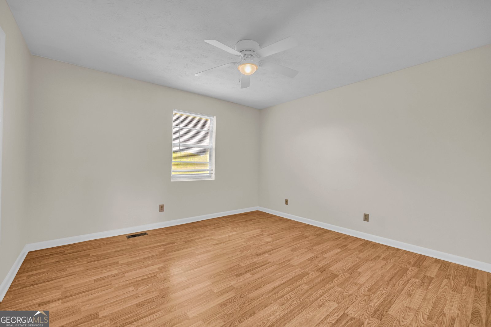 40 Kingston Drive Comer - 24