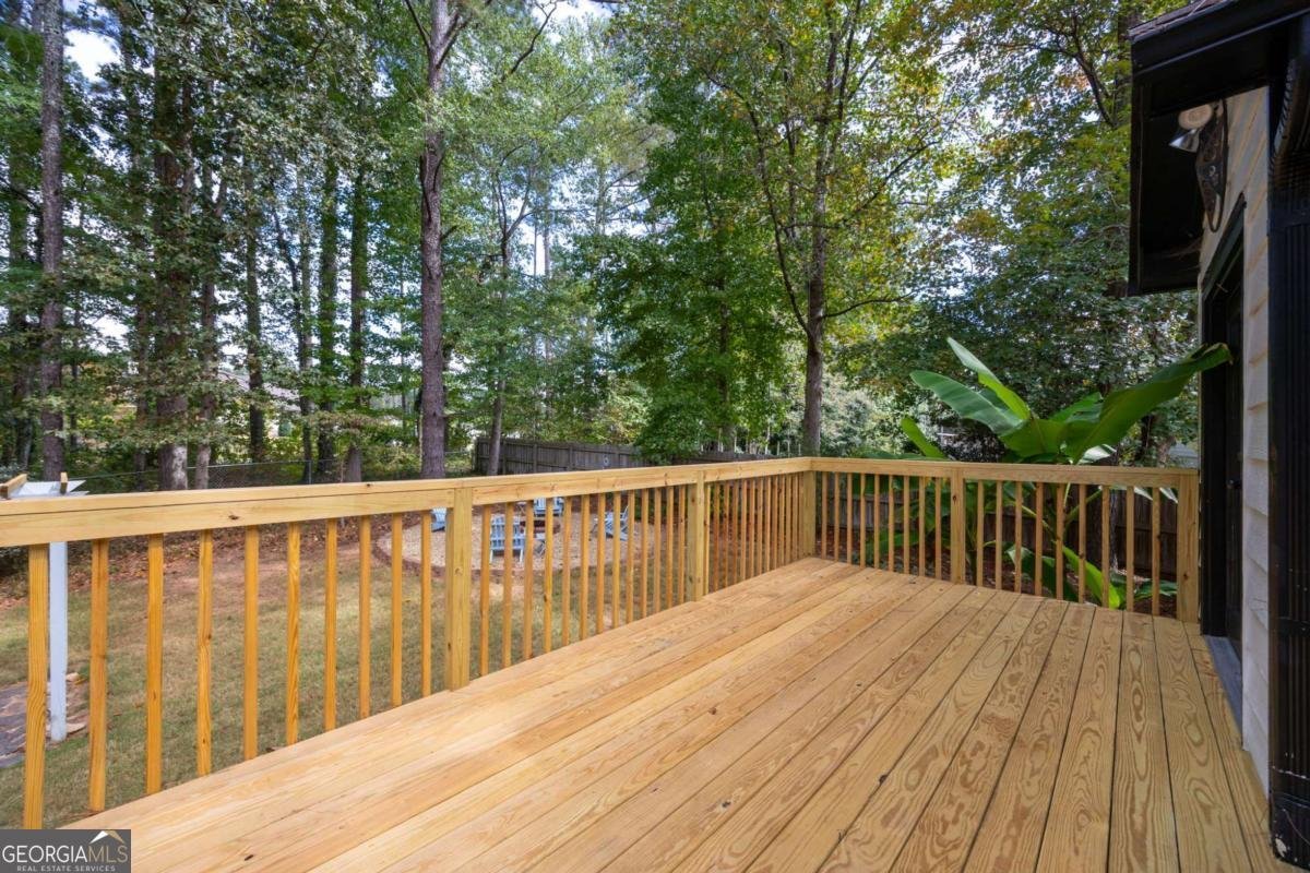 5900 Pavillion Drive Powder Springs - 30