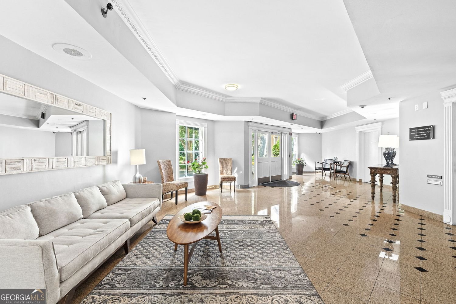 1 Biscayne Drive Atlanta - 28