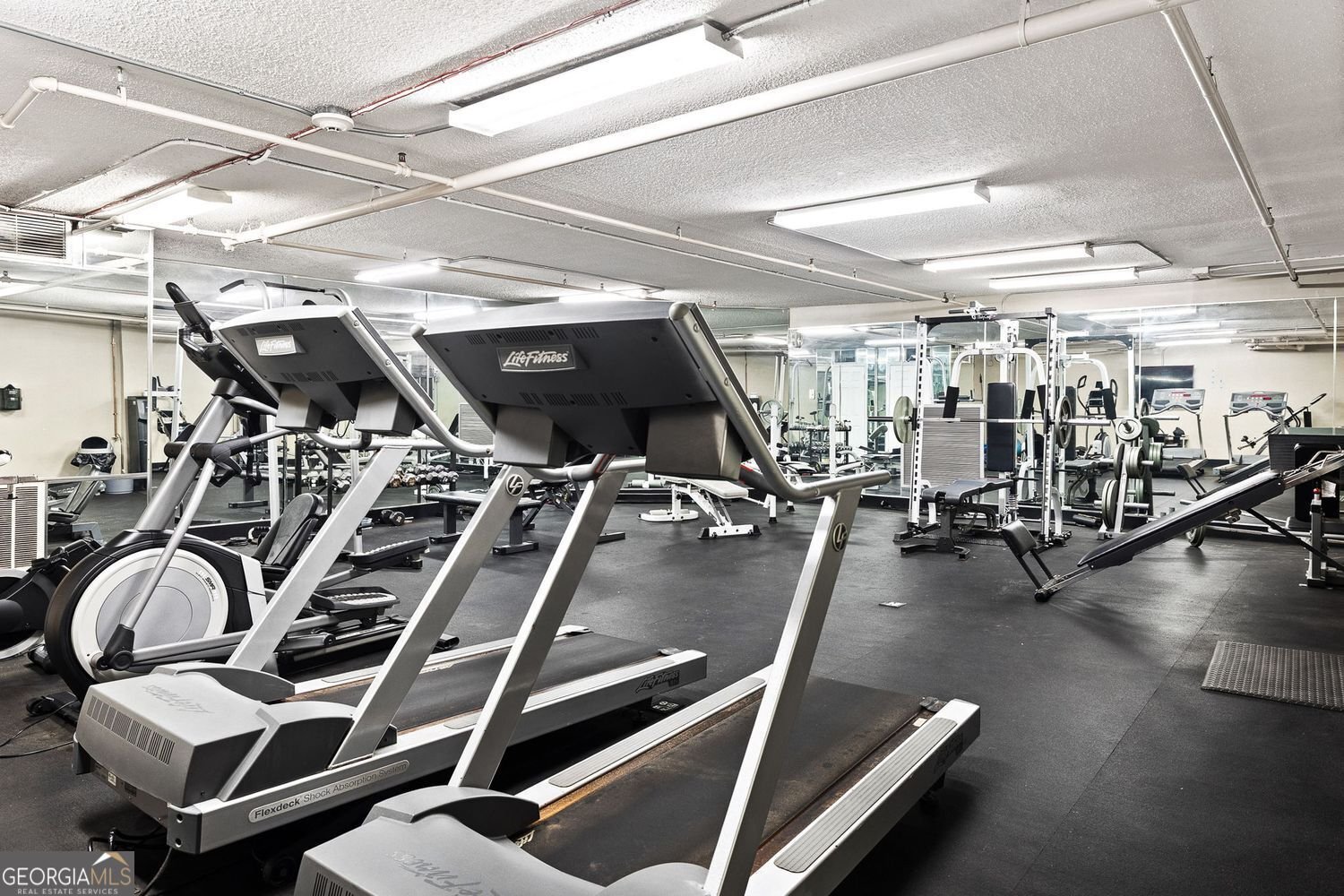 1 Biscayne Drive Atlanta - 29