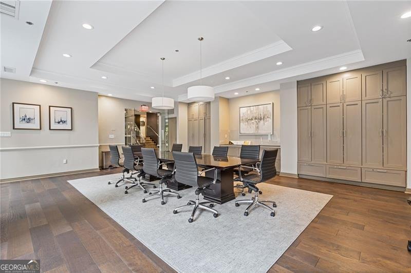 3481 Lakeside Drive Atlanta - 25