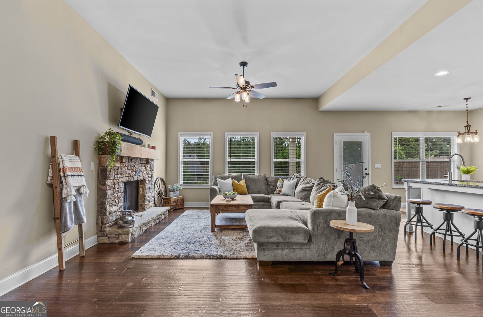 5601 Creek Dale Way Buford - 5