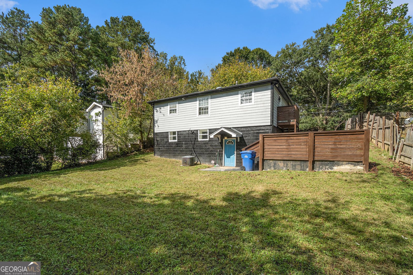 1592 Ferno Drive Atlanta - 25