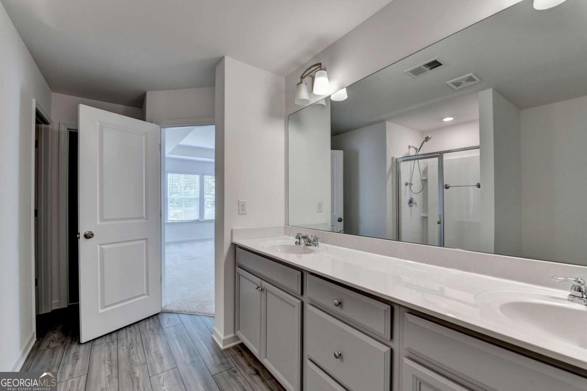 2459 Richmond Row Drive Suwanee - 29