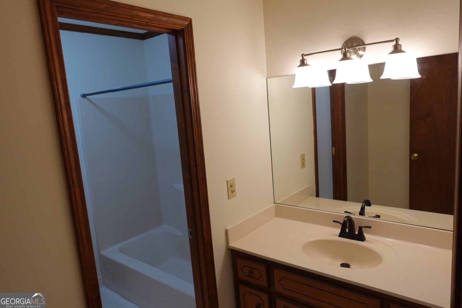 263 Elks Street Winder - 19