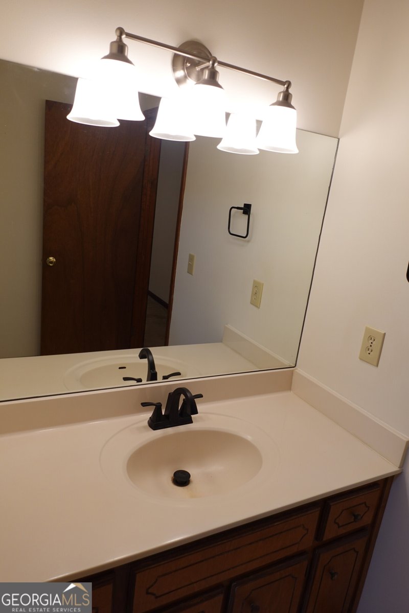 263 Elks Street Winder - 21
