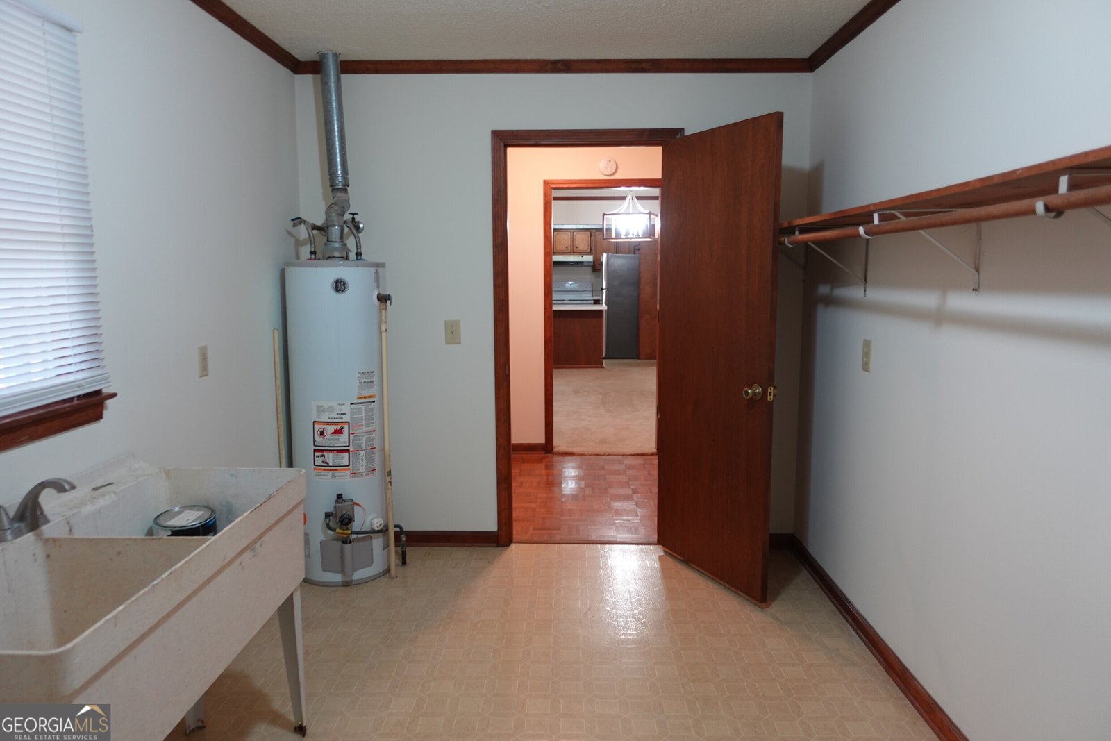263 Elks Street Winder - 8