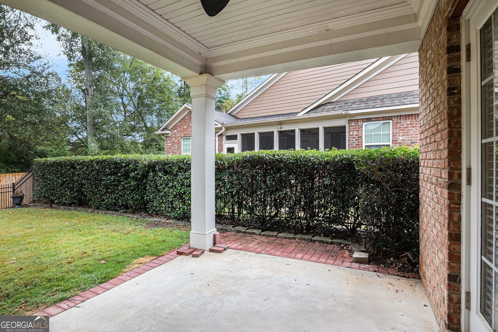 439 Bishopton Street Grayson - 33