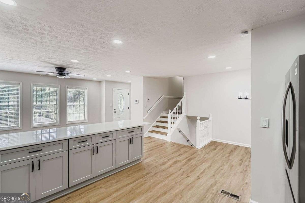 644 Navarre Drive Stone Mountain - 4