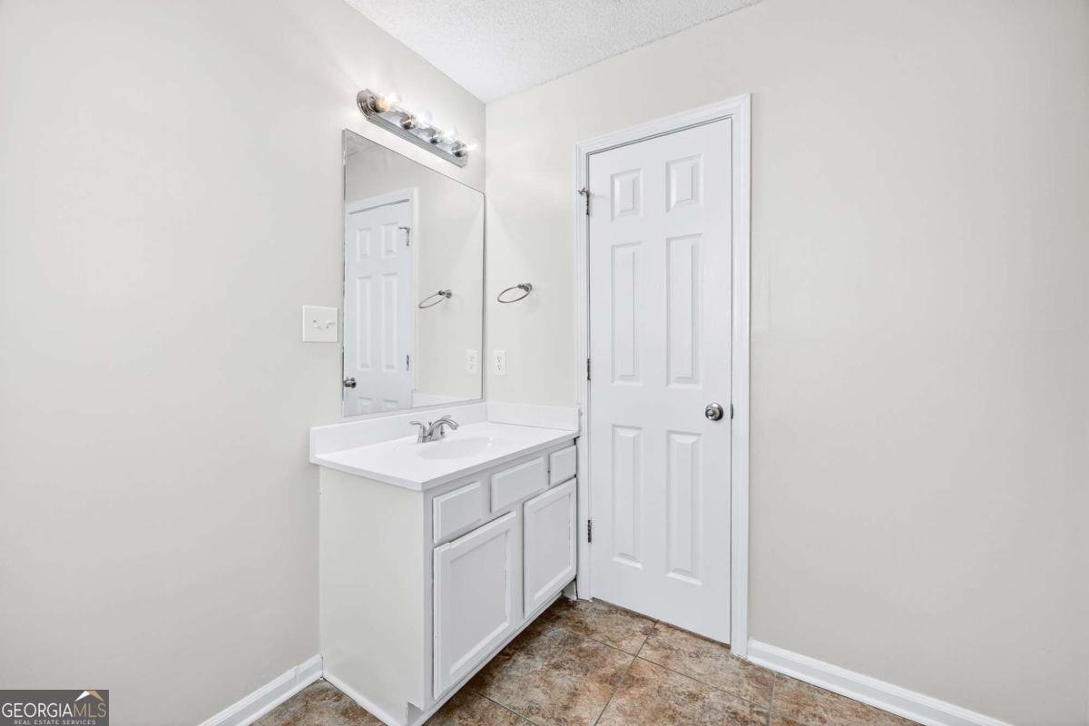 1544 Wembley Drive Douglasville - 18