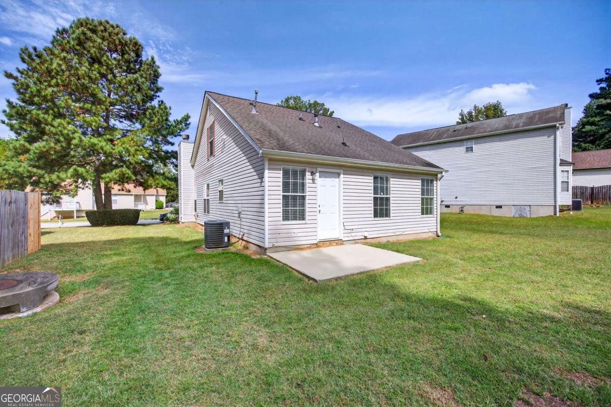 1544 Wembley Drive Douglasville - 24