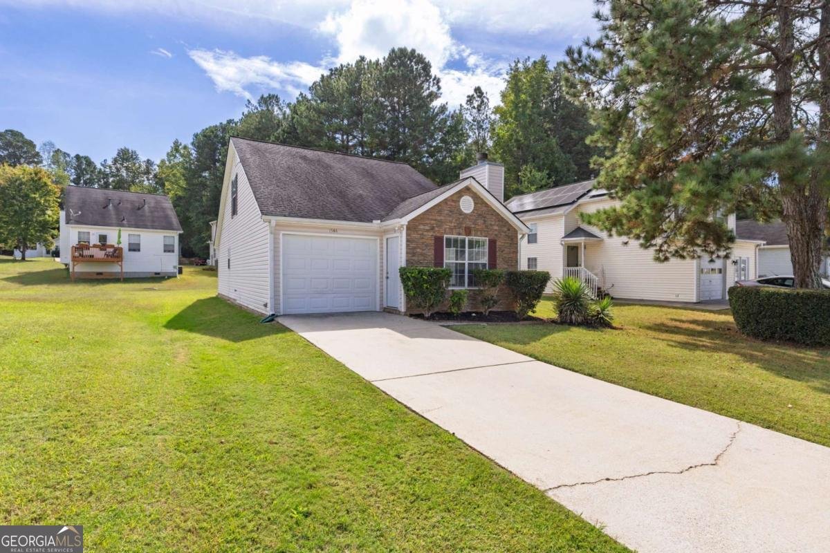 1544 Wembley Drive Douglasville - 25