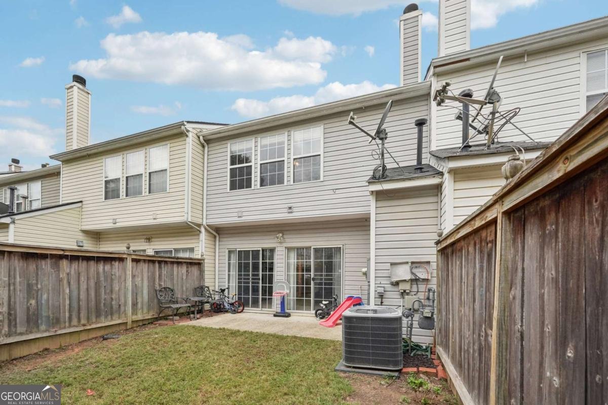 1736 Stanwood Drive Kennesaw - 40
