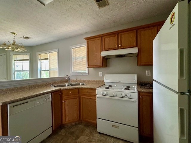 1904 Elm Park Drive Hampton - 4