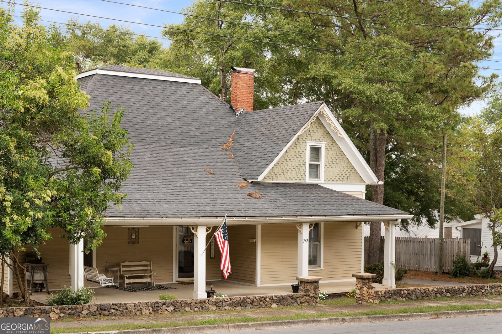 712 College Street Calhoun - 2