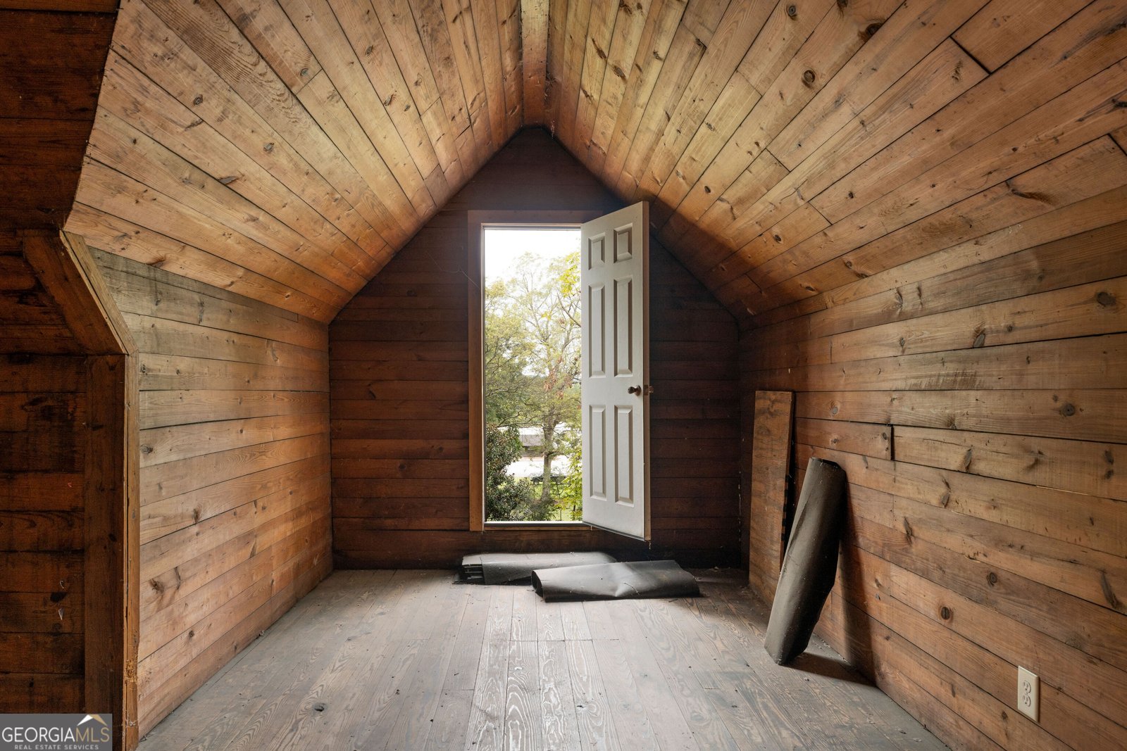 712 College Street Calhoun - 23